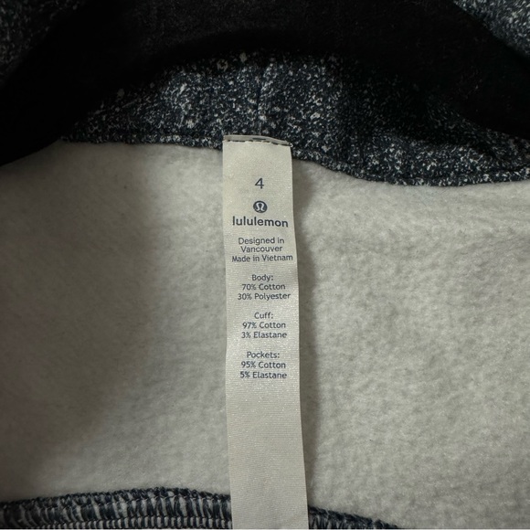 Lululemon Scuba Hoodie (Full length) - Picture 5 of 5
